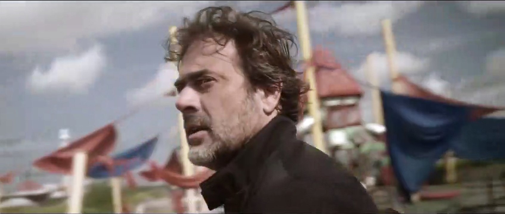 The Courier Tráiler VO