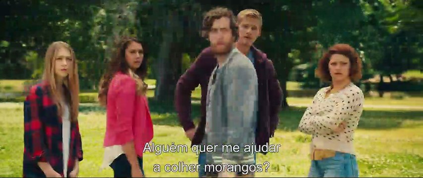 Terror nos Bastidores Trailer Legendado