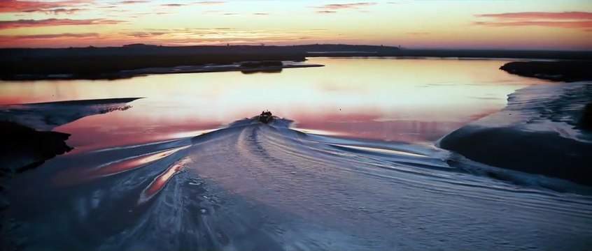 Vivir de noche Tráiler (4) VO