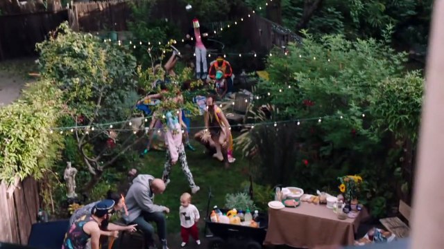 High Maintenance Tráiler (2) VO