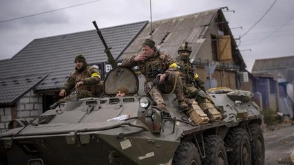 Ukrainians prepare for showdown with Russian forces in Irpin