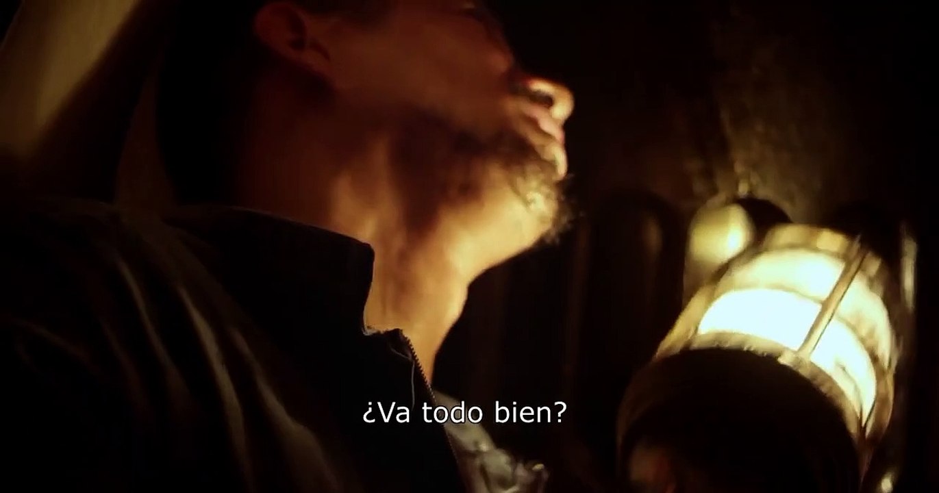 Dead Slow Ahead Tráiler VO
