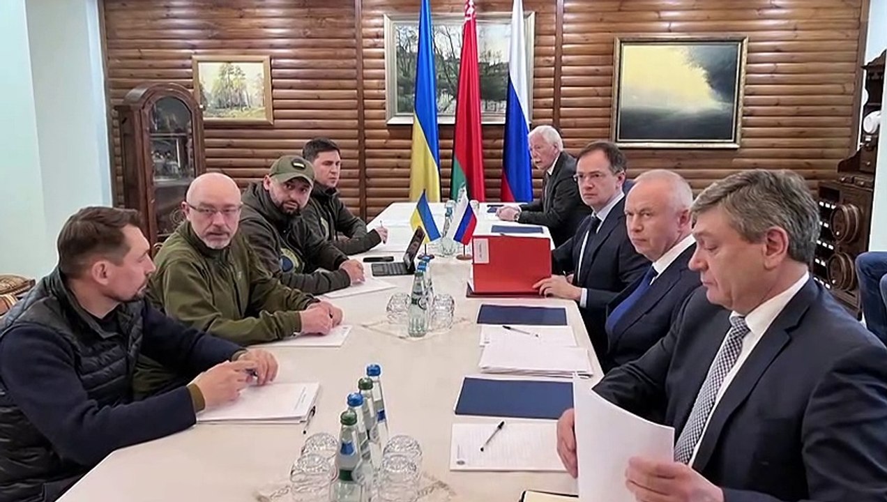 Tag 13 Krieg in Ukraine: Offenbar Hilfskonvoi für Mariupol beschossen