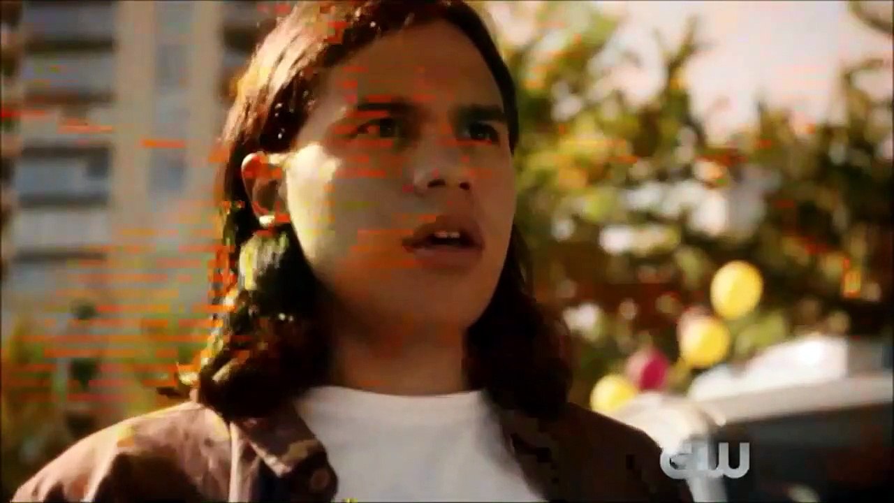 The Flash 2ª Temporada Teaser "Coming Fast" Original