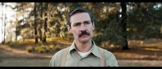 Mientras el lobo no está Tráiler