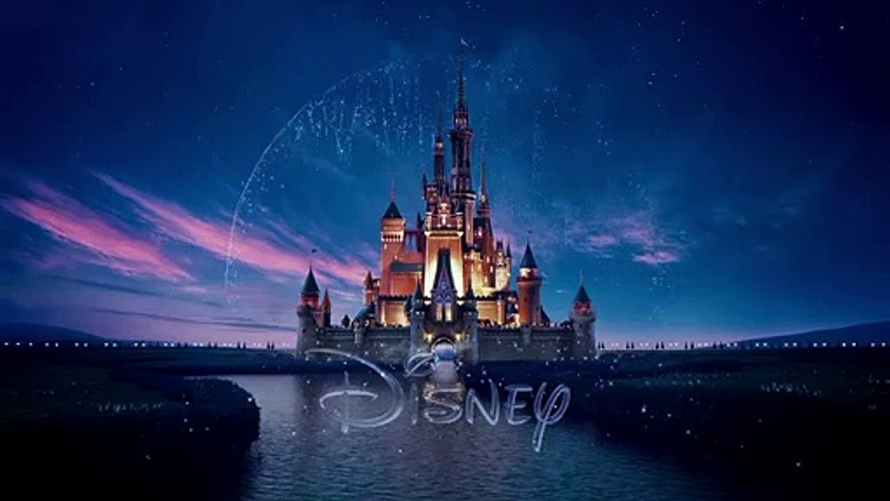 Alice Através do Espelho Comercial de TV (6) Legendado - "Coelho Branco"