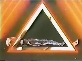 El Fénix, un Dios revivido - Opening