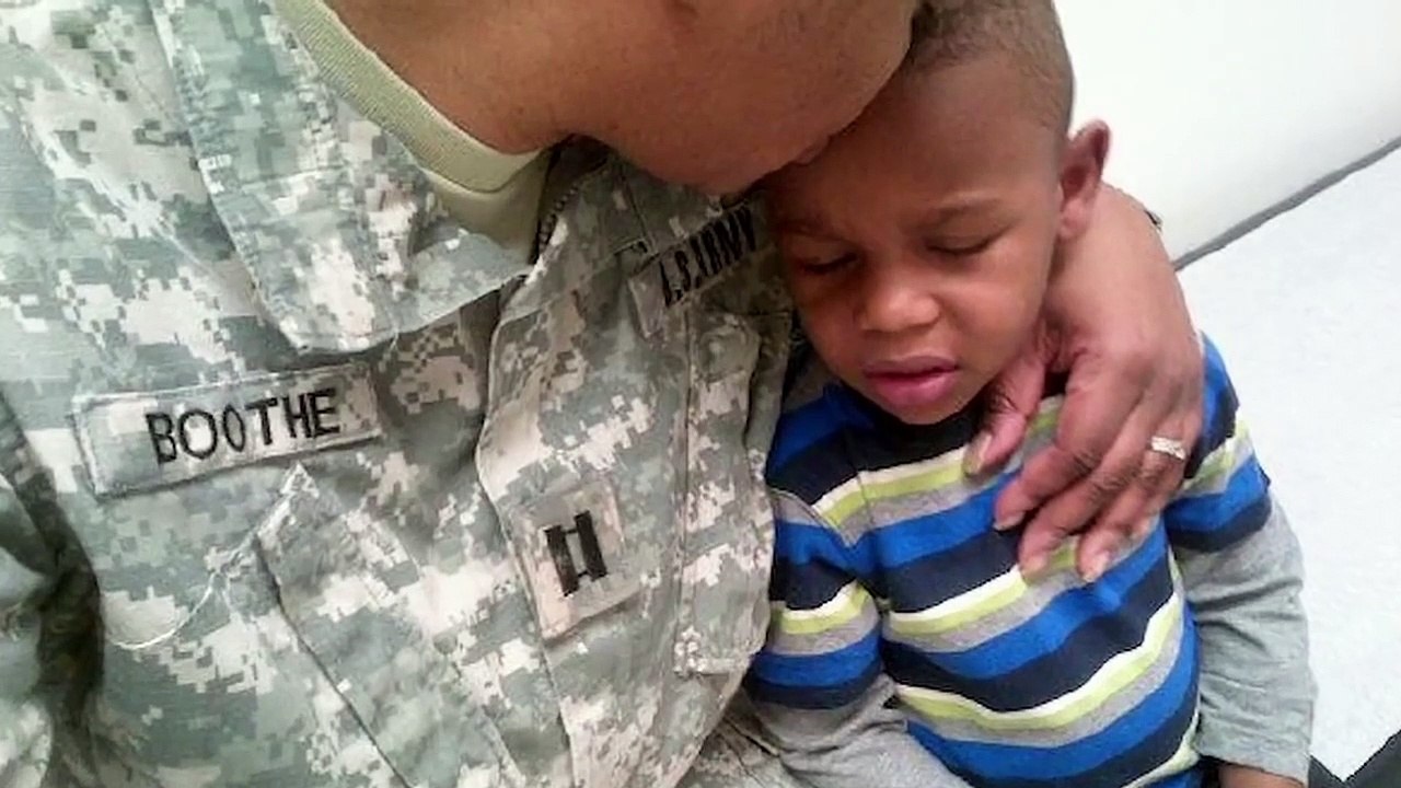 Served Like a Girl Tráiler VO