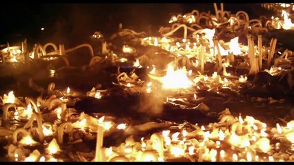 El mar nos mira de lejos Tráiler