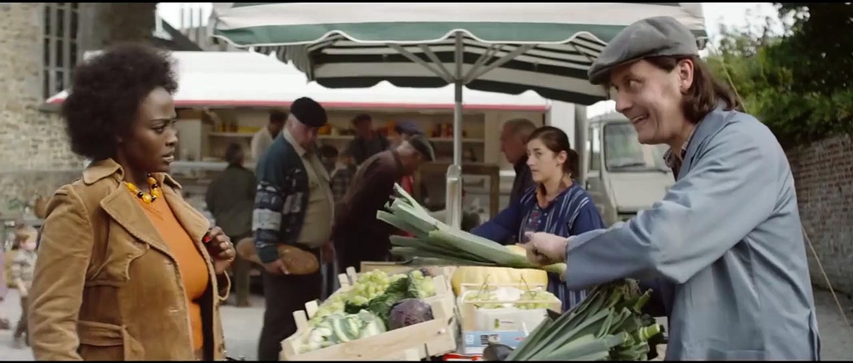 Bem-Vindo a Marly-Gomont Trailer Original