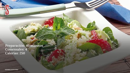 Vídeo Receta: Ensalada de cuscus con aguacate y fresa