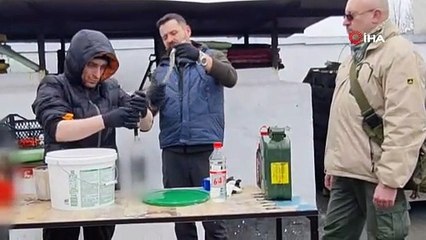 Lviv'de sivillere molotof yapma eğitimi veriliyor