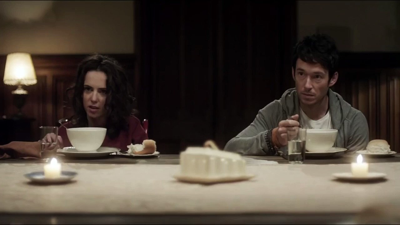 Distante Trailer Original