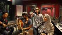 Memori Berkasih- Siti Nordiana ft Lan Kristal Live @ Carta Hits Gegar