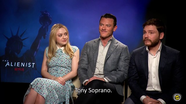 Los protagonistas de las series de Netflix confiesan cuál es su 'crush'