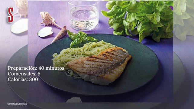 Vídeo Receta: Lubina sobre fideos de arroz con albahaca