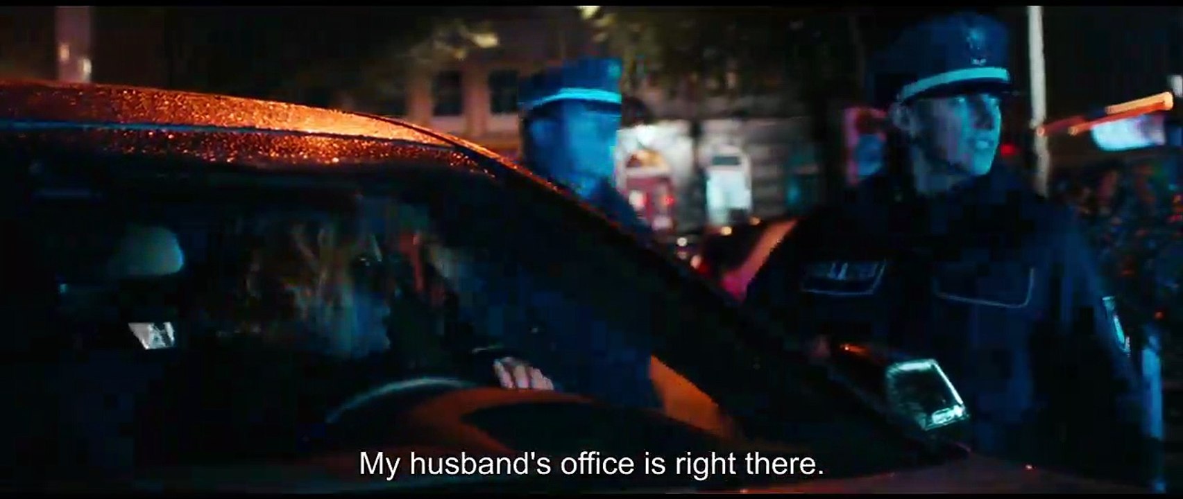 Em Pedaços Trailer (2) Original