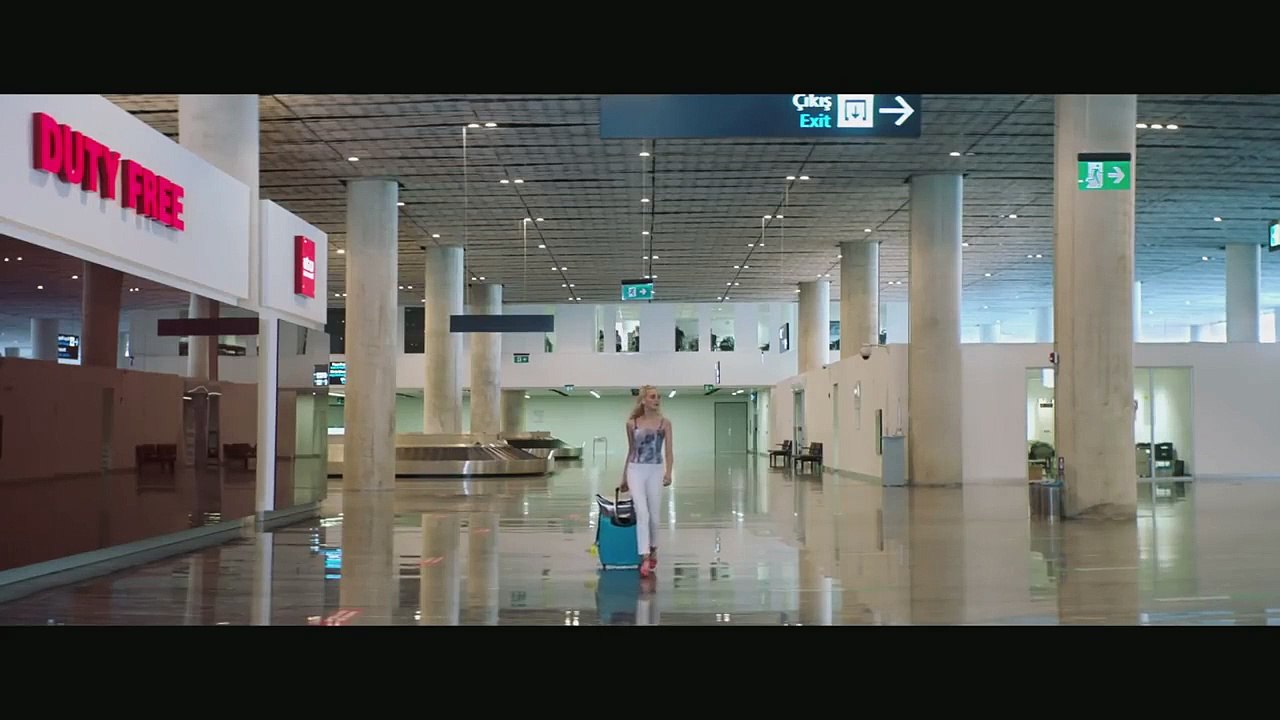 Holiday Tráiler (2) VO