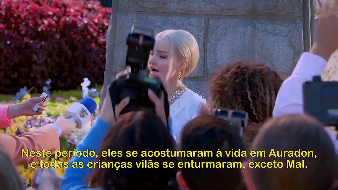 Descendentes 2 Entrevista (1) Dove Cameron e Sofia Carson