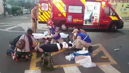 Motociclista quebra a perna após colisão de trânsito no Bairro Brasília