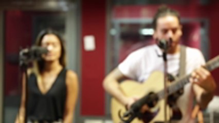 Us the Duo Covers Taylor Swift's Shake it Off!