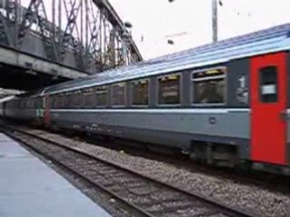 CC 72141 - 2004-10-07 - 001 - Paris Est