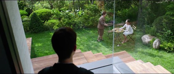 Parásitos Tráiler (4) VO