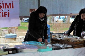Kadınlar kent meydanında hünerlerini sergiledi