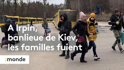 Guerre en Ukraine : des familles entières fuient les combats à Irpin