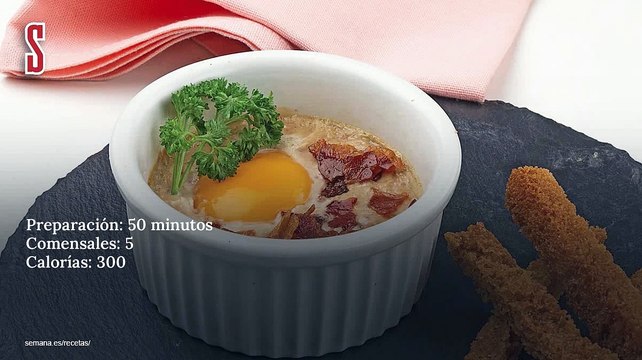 Vídeo Receta: Cazuelitas de huevos con crema de foie gras y jamón