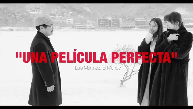 El hotel a orillas del río Tráiler VO