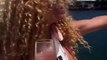 Afida Turner surprend Twitter en publiant une vidéo d'elle seins à l'air (OKLM) !