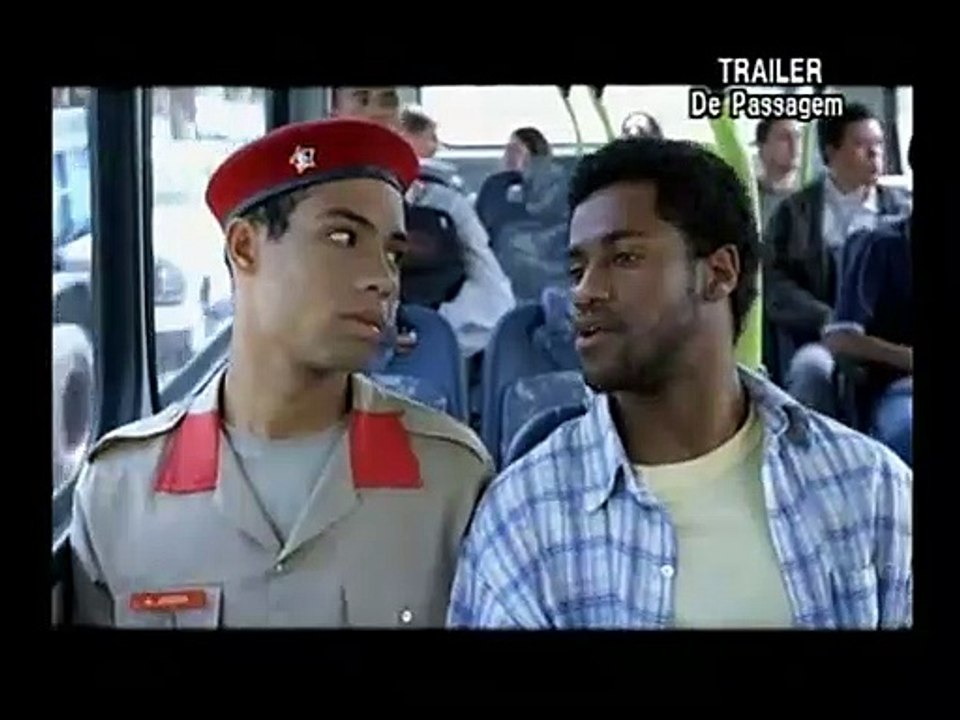 De Passagem Trailer Oficial