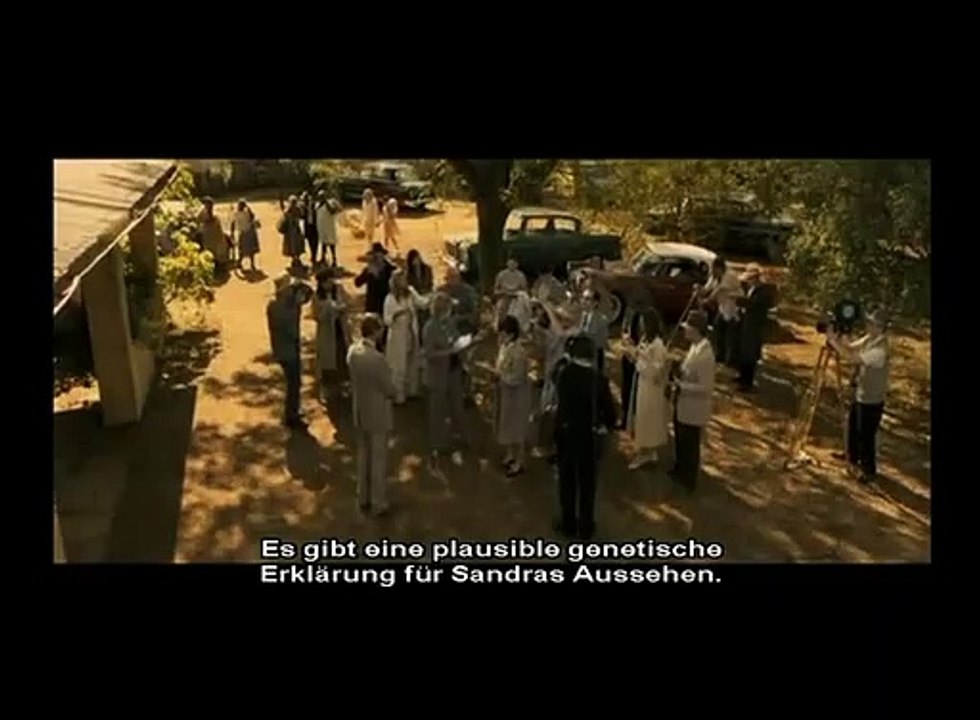 In schwarzer Haut Trailer DF