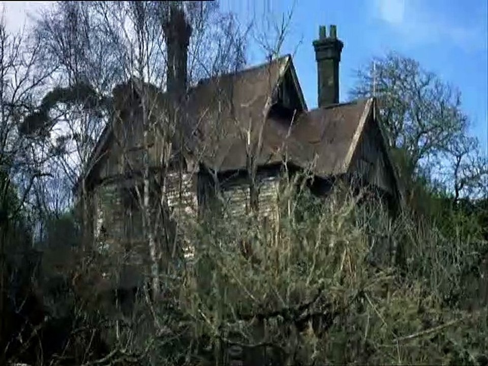 Under the Mountain Trailer DF