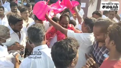 ஸ்டாலினுக்கு பிரஷர்; பண்ருட்டி திமுகவில் உட்கட்சி பூசல்!
