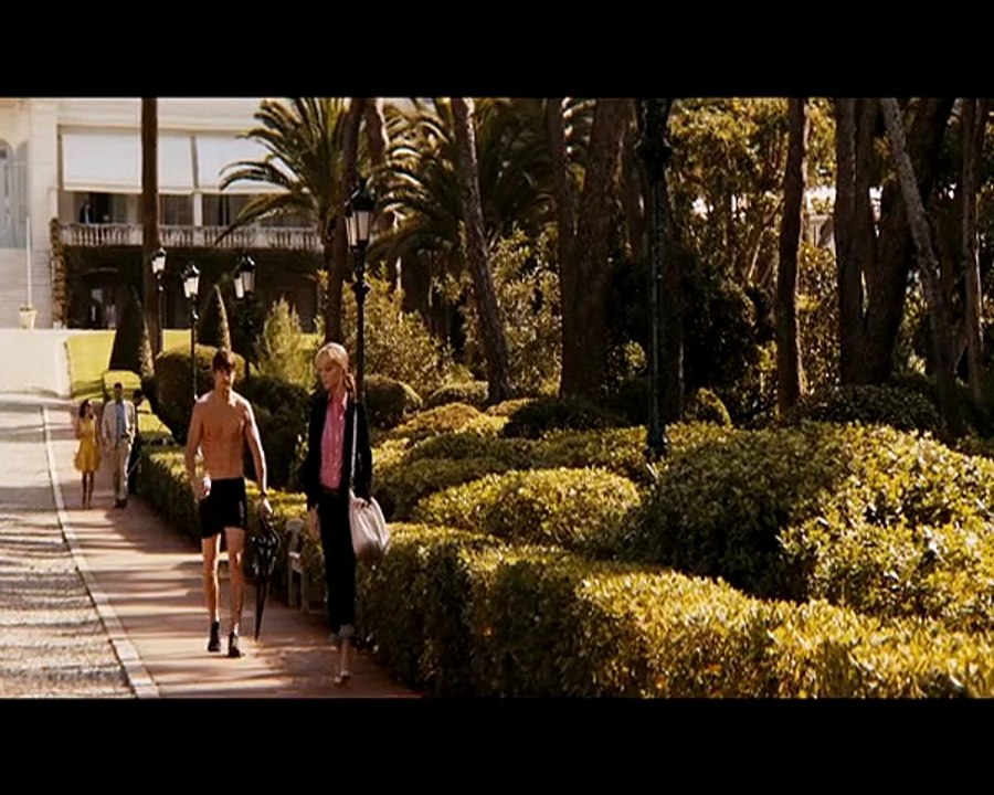 Kiss & Kill Videoclip (2) DF