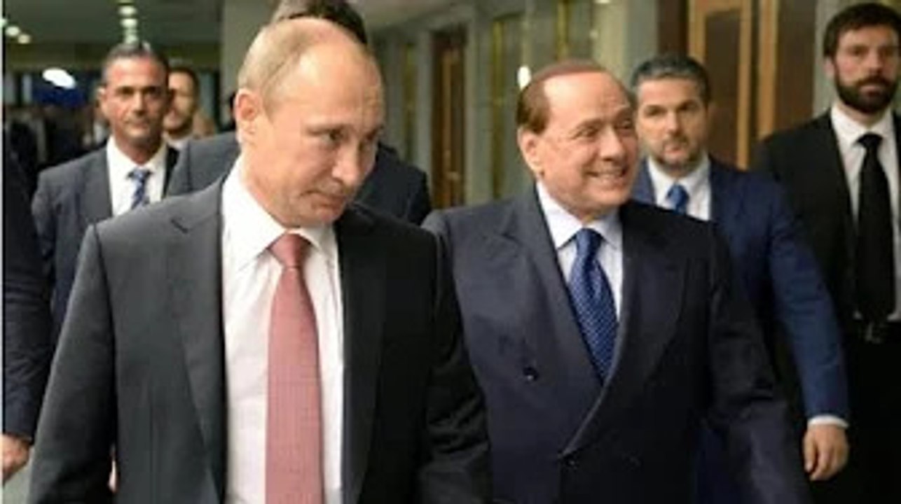 Guerr@ in Ucraina, l'appello dalla Campania: "Berlusconi tr@tti con Putin il cess@te il fu.oco"