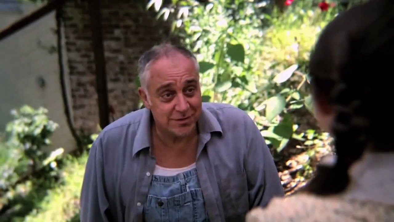 Olive Trailer VO