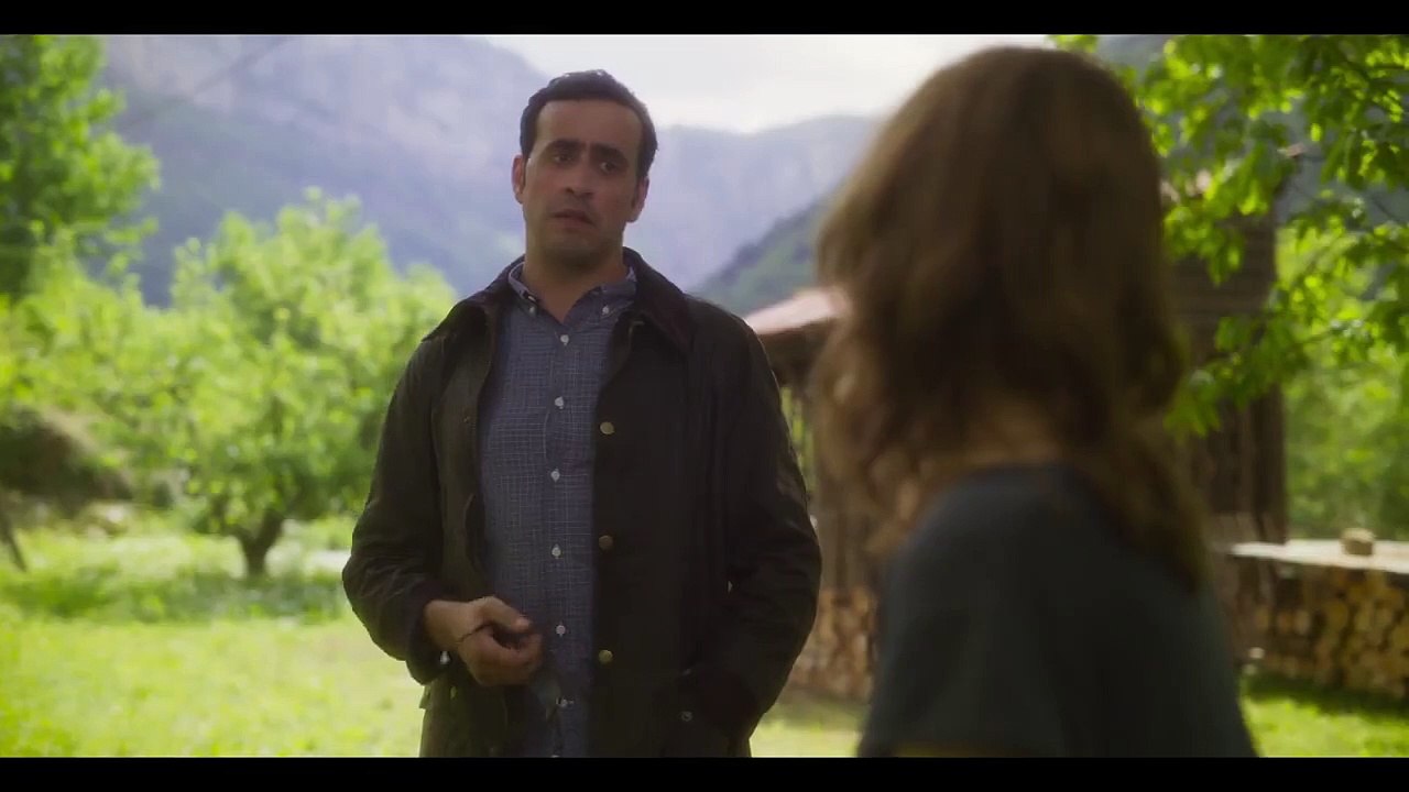 Branca Como a Neve Trailer Original