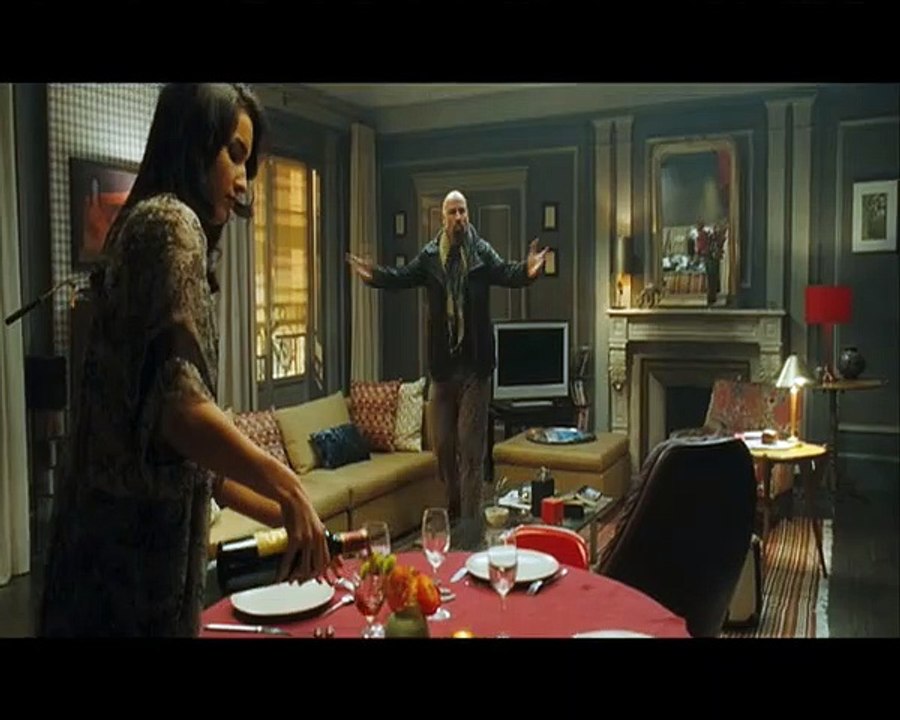 From Paris With Love Videoclip (6) DF