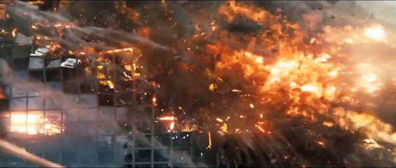 Battleship Trailer (4) OV