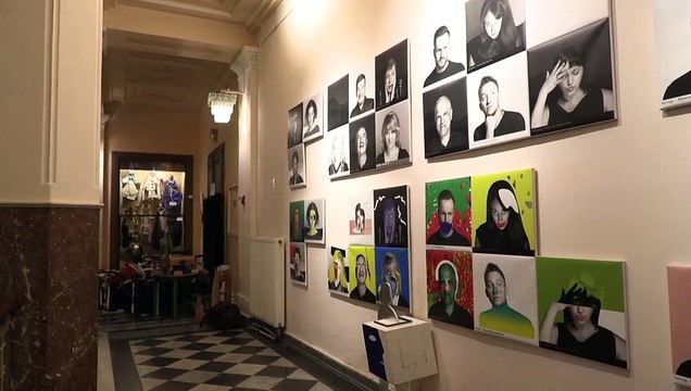 Ukraine: le théâtre de marionnettes de Lviv ouvre ses portes et sa scène