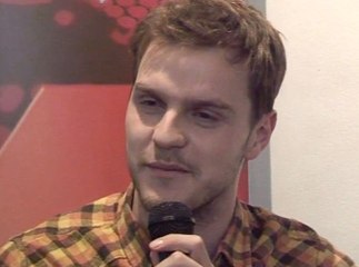 Exclu : Matthew Raymond Barker : "J’aimerais bien avoir une carrière à la Christophe Maé !"