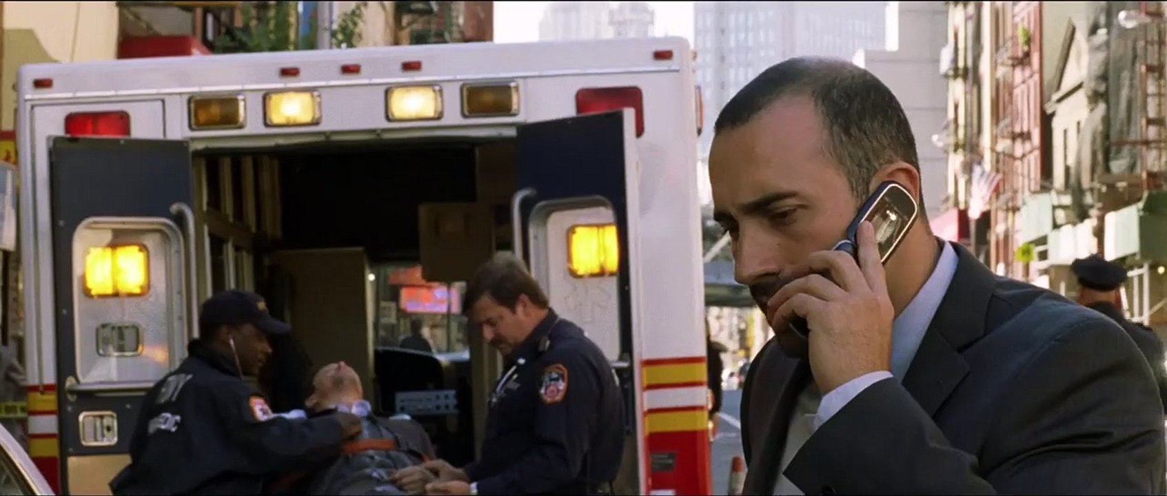 Safe - Todsicher Trailer DF