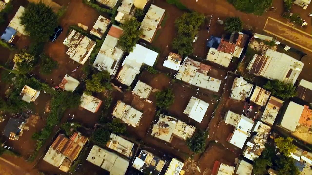 Con Game - Kenne deine Feinde Trailer DF