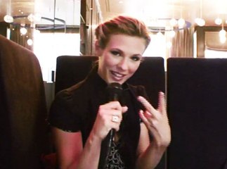 Exclu vidéo : Lorie est-elle vraiment une adepte de la positive attitude ?