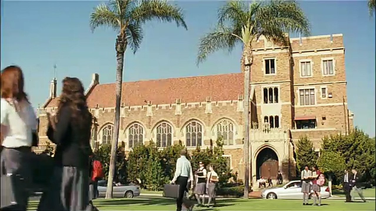 Molly Hartley - Pakt mit dem Bösen Trailer DF