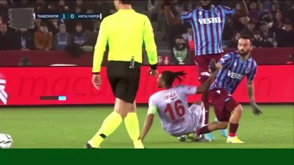 Trabzonspor 2-0 Fraport TAV Antalyaspor 01.03.2022 - 2021-2022 Turkish Cup Quarter Final + Post-Match Comments