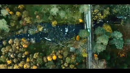 Deep Water Tráiler VO